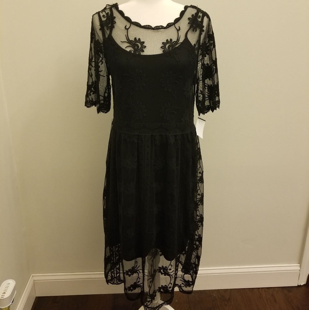 Xhilaration Sheer Embroidered Dress Medium Midi
